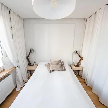 Stylowy Apartament W Centrum Sopotu Z Projektorem Exterior photo